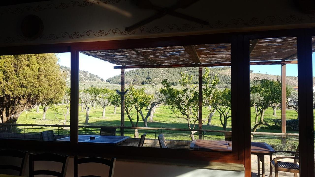 Agriturismo La Mandragola Relais Crotone Bagian luar foto